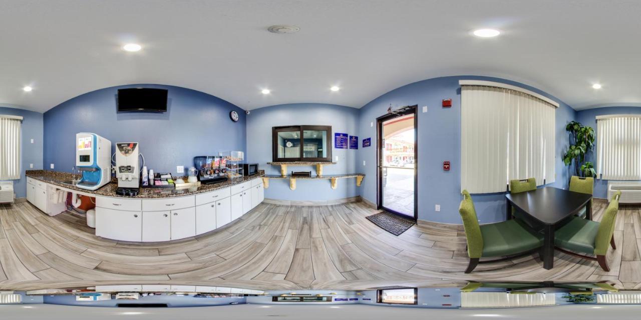 Scottish Inns & Suites Iah Airport-Beltway 8 Houston Kültér fotó