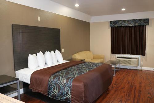 Scottish Inns & Suites Iah Airport-Beltway 8 Houston Kültér fotó
